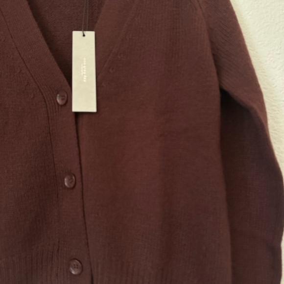 Revolve One Grey Day | Classic Cashmere Women's Cardigan - Picture 3 of 7